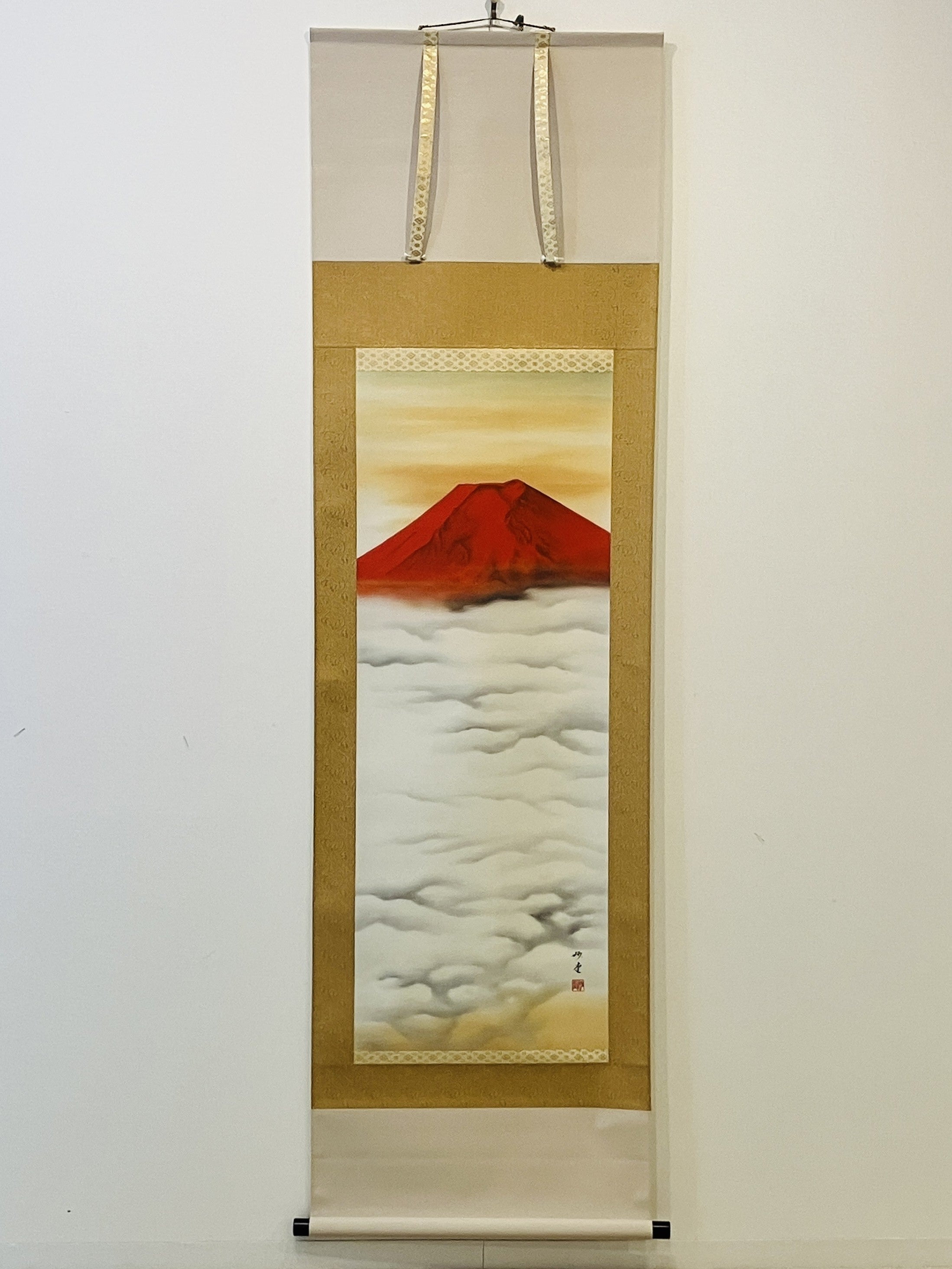 RED FUJI by Tuchiya Myodou